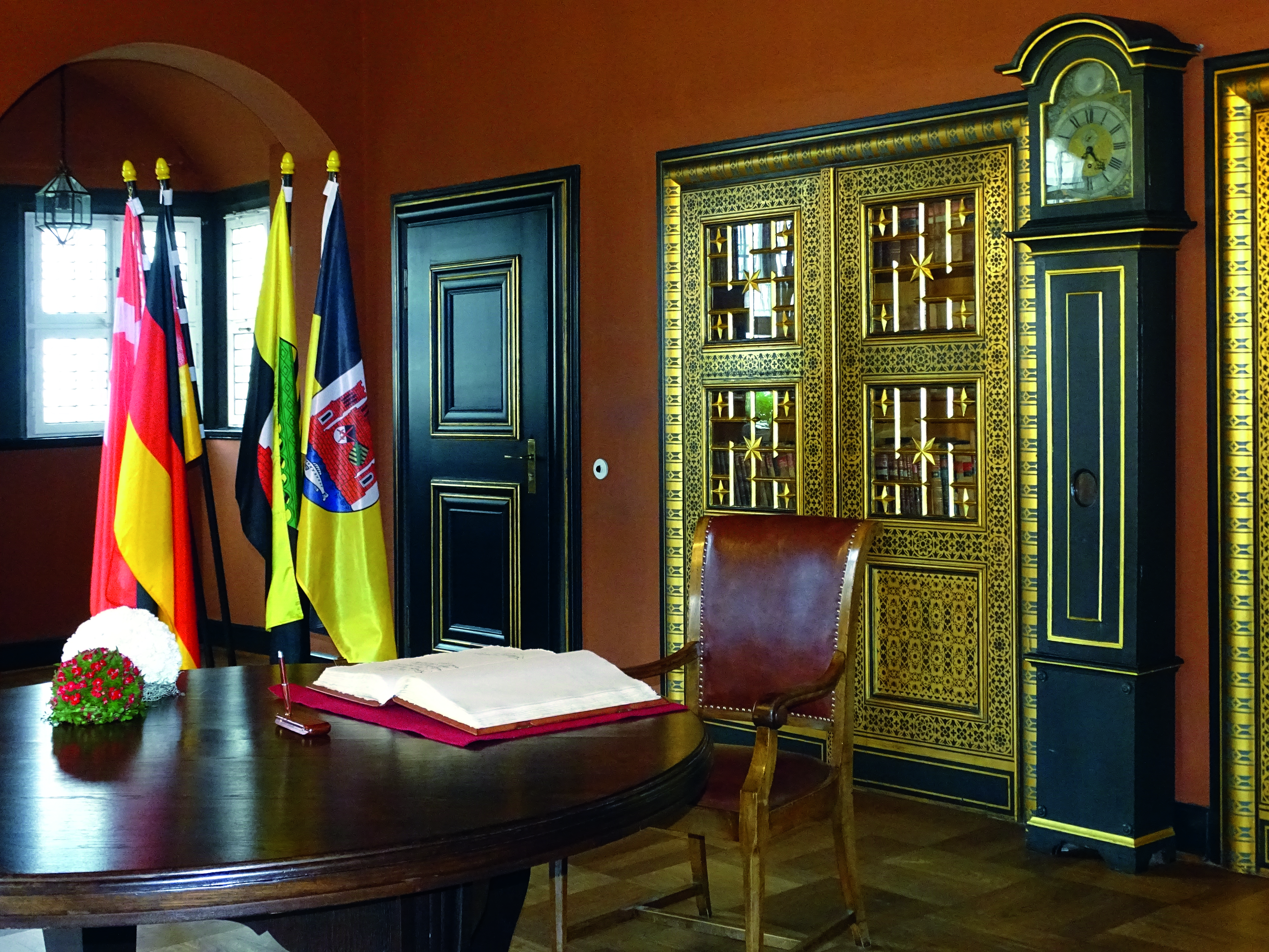 Blick ins historische Bürgermeisterzimmer im Wittenberger Rathaus